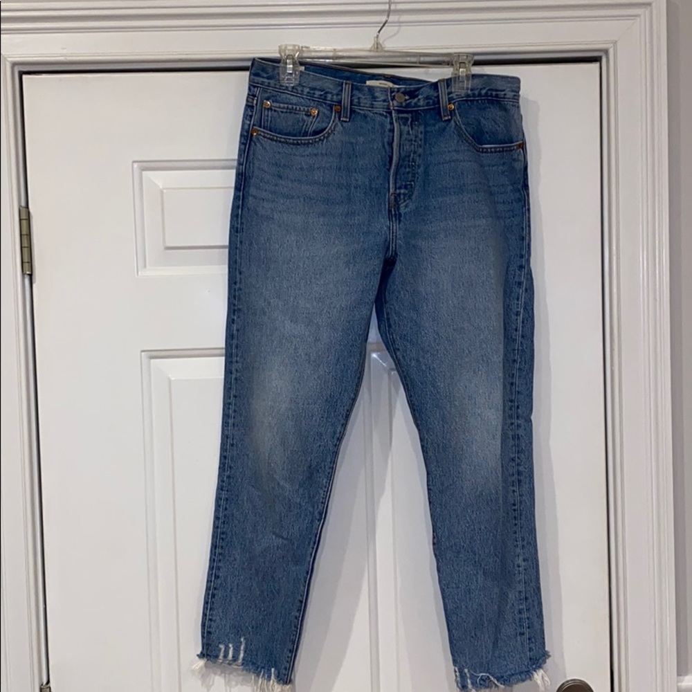 Levi’s wedgie fit jeans!